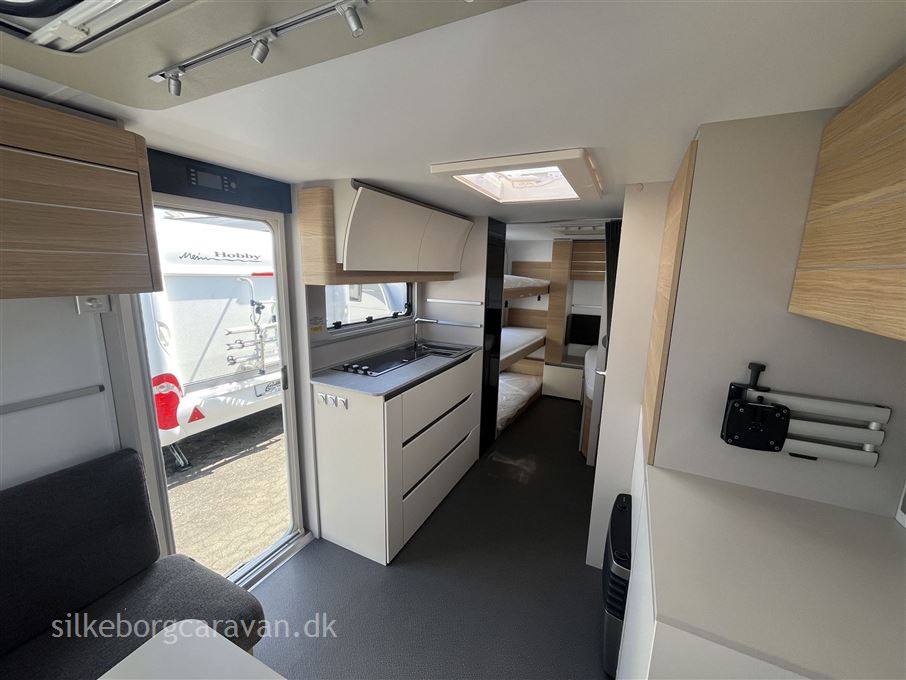 Adria Adora 593 UK